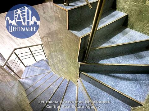 комерційна за адресою Вокзальна, 21А