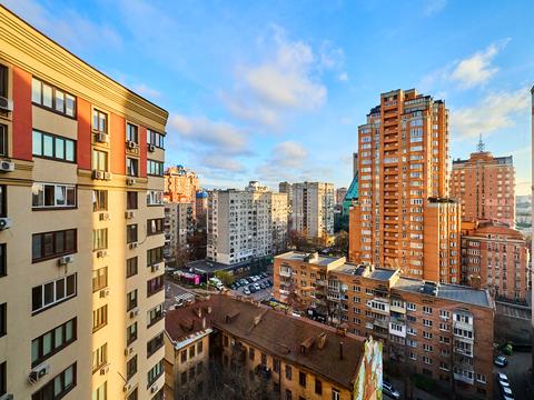 квартира по адресу Полтавская ул., 27