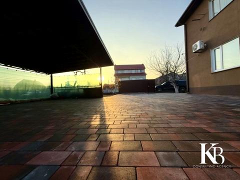 будинок за адресою Щаслива