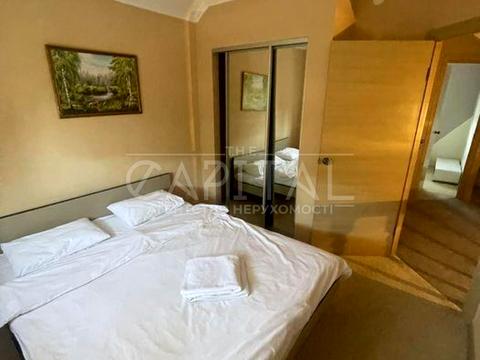 будинок за адресою Хутірська, 8