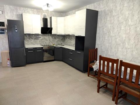 квартира за адресою Віктора Некрасова вул. (Північно-Сирецька), 8