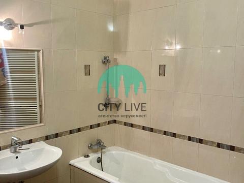 квартира за адресою Чорновола вул., 107а