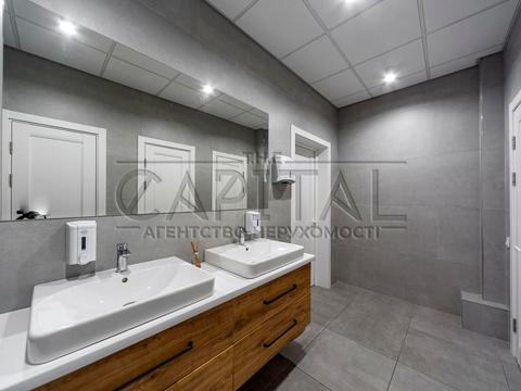 коммерческая по адресу Василия Тютюнника ул. (Анрі Барбюса), 12