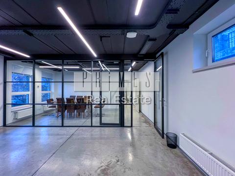 комерційна за адресою Велика Васильківська вул. (Червоноармійська), 67/7