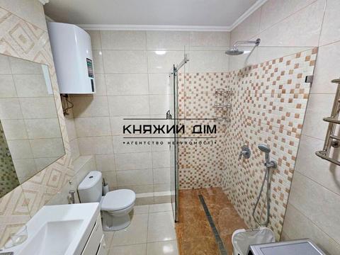 квартира за адресою Євгена Маланюка вул. (Степана Сагайдака), 7