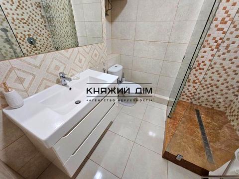 квартира за адресою Євгена Маланюка вул. (Степана Сагайдака), 7