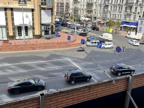 комерційна за адресою Велика Васильківська вул. (Червоноармійська), 9-2