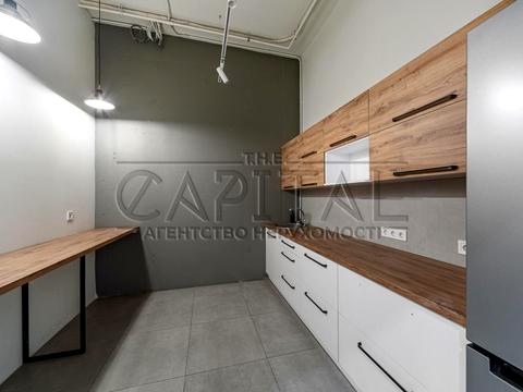 коммерческая по адресу Василия Тютюнника ул. (Анрі Барбюса), 12