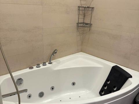 квартира за адресою Зарічна вул., 1-Г