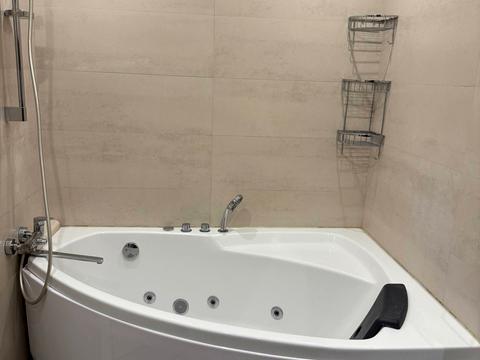 квартира за адресою Зарічна вул., 1-Г