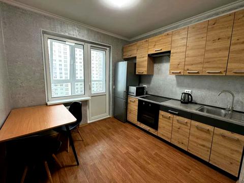 квартира за адресою Бориса Гмирі вул., 16А