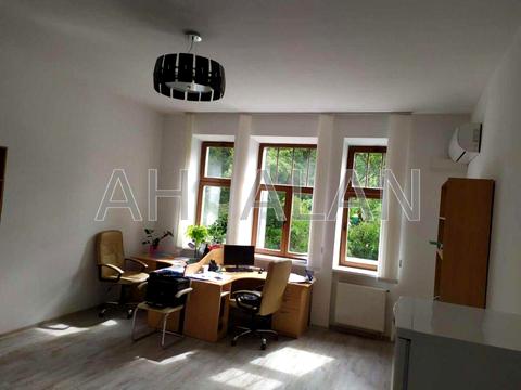 коммерческая по адресу Воздвиженская ул., 48