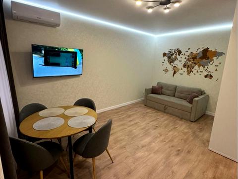 квартира за адресою Героїв Небесної Сотні просп., 16/8