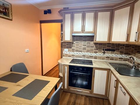 квартира за адресою Грушевського вул., 27