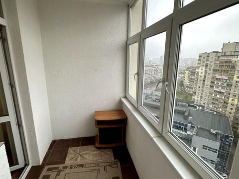 квартира за адресою Драгоманова вул., 40-З