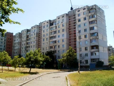 квартира за адресою Романа Шухевича просп. (Генерала Ватутіна), 12-А