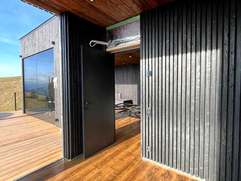 будинок за адресою Поповича вул.