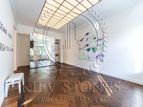 квартира по адресу Академика Богомольца ул., 5