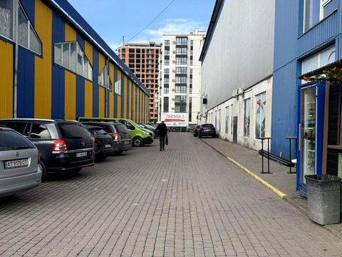комерційна за адресою Гетьмана Мазепи вул., 164, к9