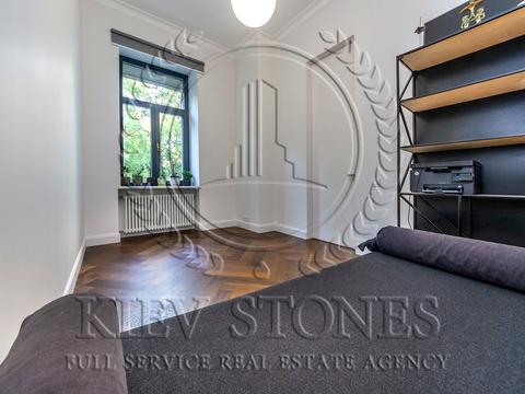 квартира по адресу Академика Богомольца ул., 5