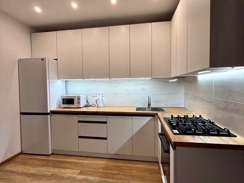 квартира по адресу Владимира Янева ул., 27