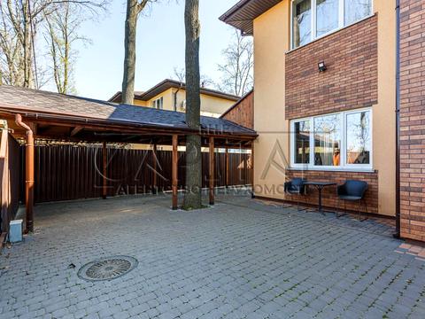 будинок за адресою вул. Георгія Мальцева