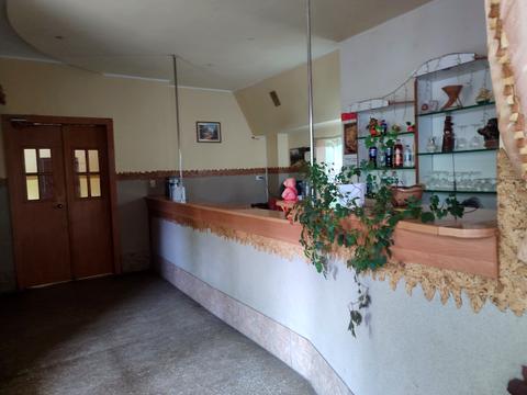 комерційна за адресою Петра Дорошенка вул., 19