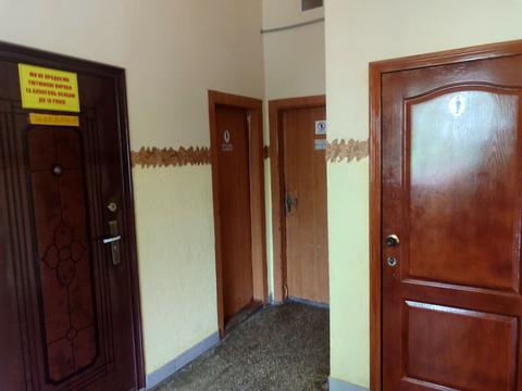 комерційна за адресою Петра Дорошенка вул., 19