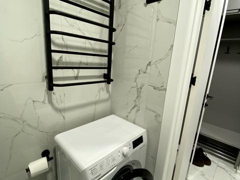 квартира за адресою Богдана Хмельницького вул., 105-Б/5