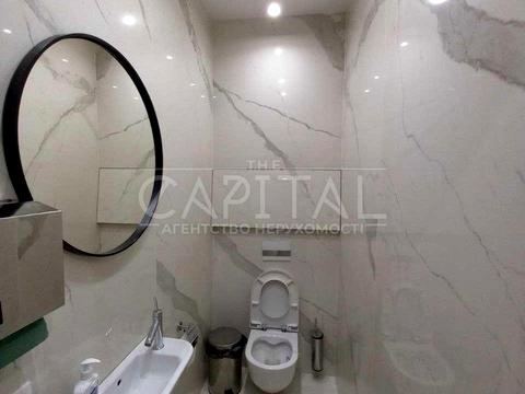 коммерческая по адресу Антоновича ул. (Горького), 23