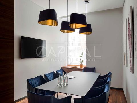 коммерческая по адресу Антоновича ул. (Горького), 23