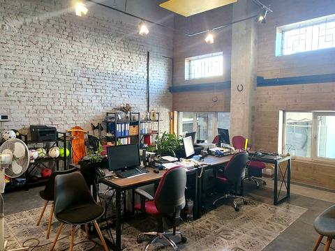 коммерческая по адресу Городоцкая ул., 357б