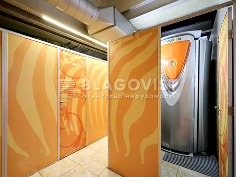 комерційна за адресою Архітектора Городецького вул., 11-А