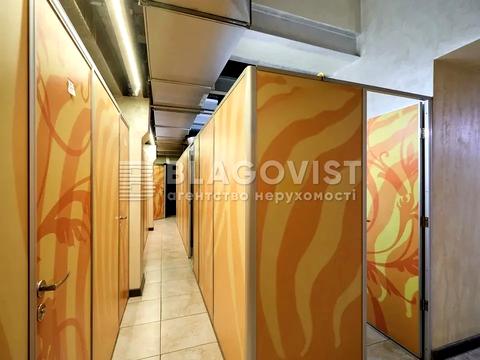 комерційна за адресою Архітектора Городецького вул., 11-А