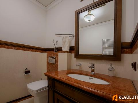 будинок за адресою с. Лебедівка, Набережна вул.