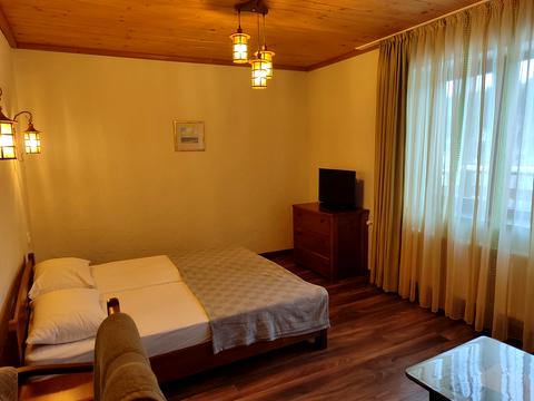 комерційна за адресою Бориславська вул., 36А