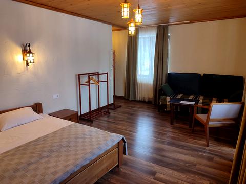 комерційна за адресою Бориславська вул., 36А