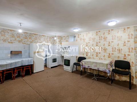 комерційна за адресою Круглоуніверситетська вул., 18/2