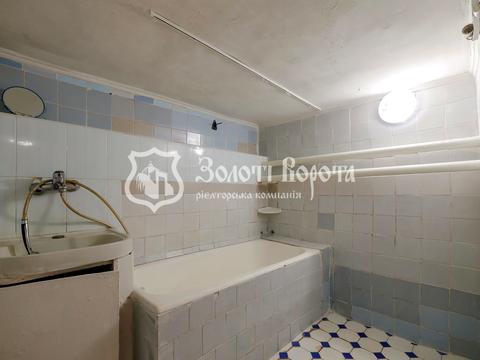 комерційна за адресою Круглоуніверситетська вул., 18/2