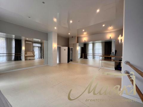 коммерческая по адресу Салютная ул., 2к18