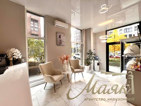 коммерческая по адресу Салютная ул., 2к18