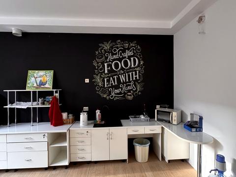 коммерческая по адресу Староказацкая ул. (Комсомольская), 52б