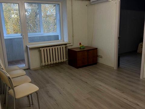 квартира за адресою Дмитра Яворницького вул., 4