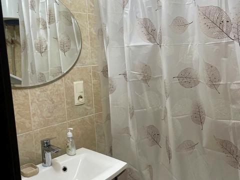 квартира за адресою Гімназійна набережна вул. (Червоношкільна набережна), 26