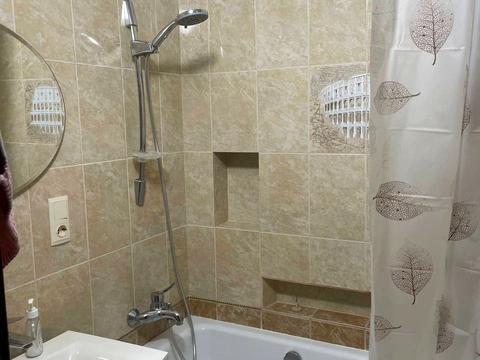 квартира за адресою Гімназійна набережна вул. (Червоношкільна набережна), 26