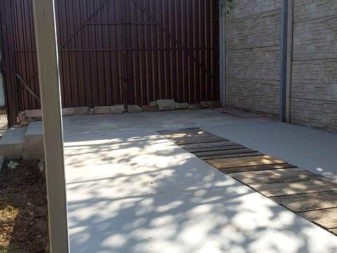 будинок за адресою Малахітова
