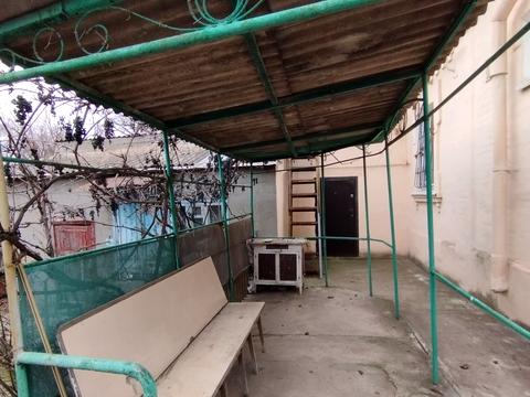 будинок за адресою Малахітова