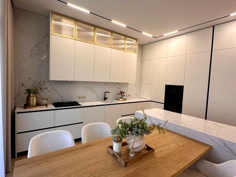 будинок за адресою Квітнева вул.