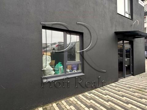 комерційна за адресою Покровська вул. (Радянська), 2-А