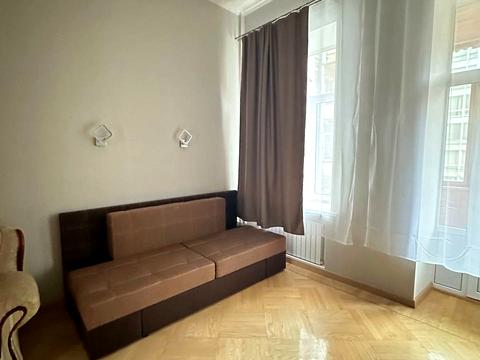 квартира за адресою Басейна вул., 12